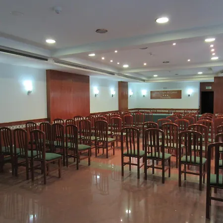 Virgen Del Camino 호텔 3*