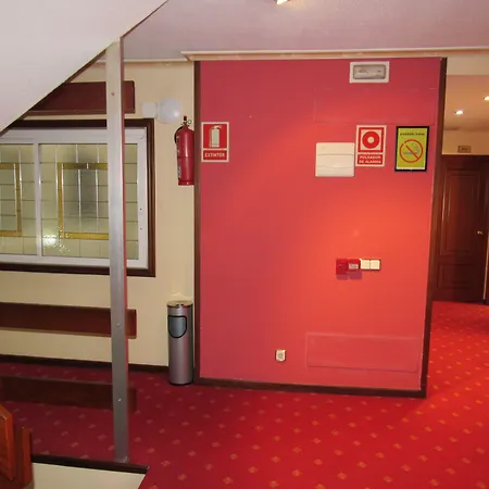 Virgen Del Camino 호텔